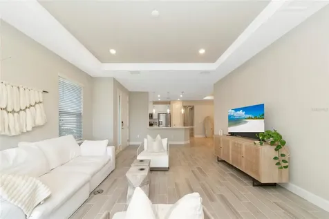 8097 Moonbeam Avenue Sarasota FL 34241