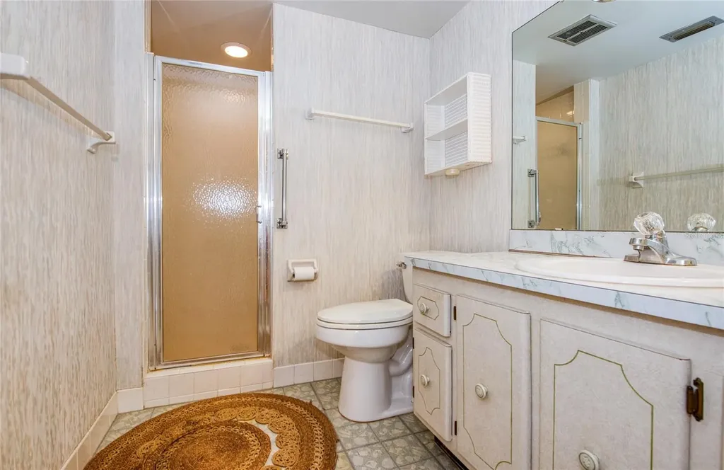 2206 Cordova Green Seminole FL 33777