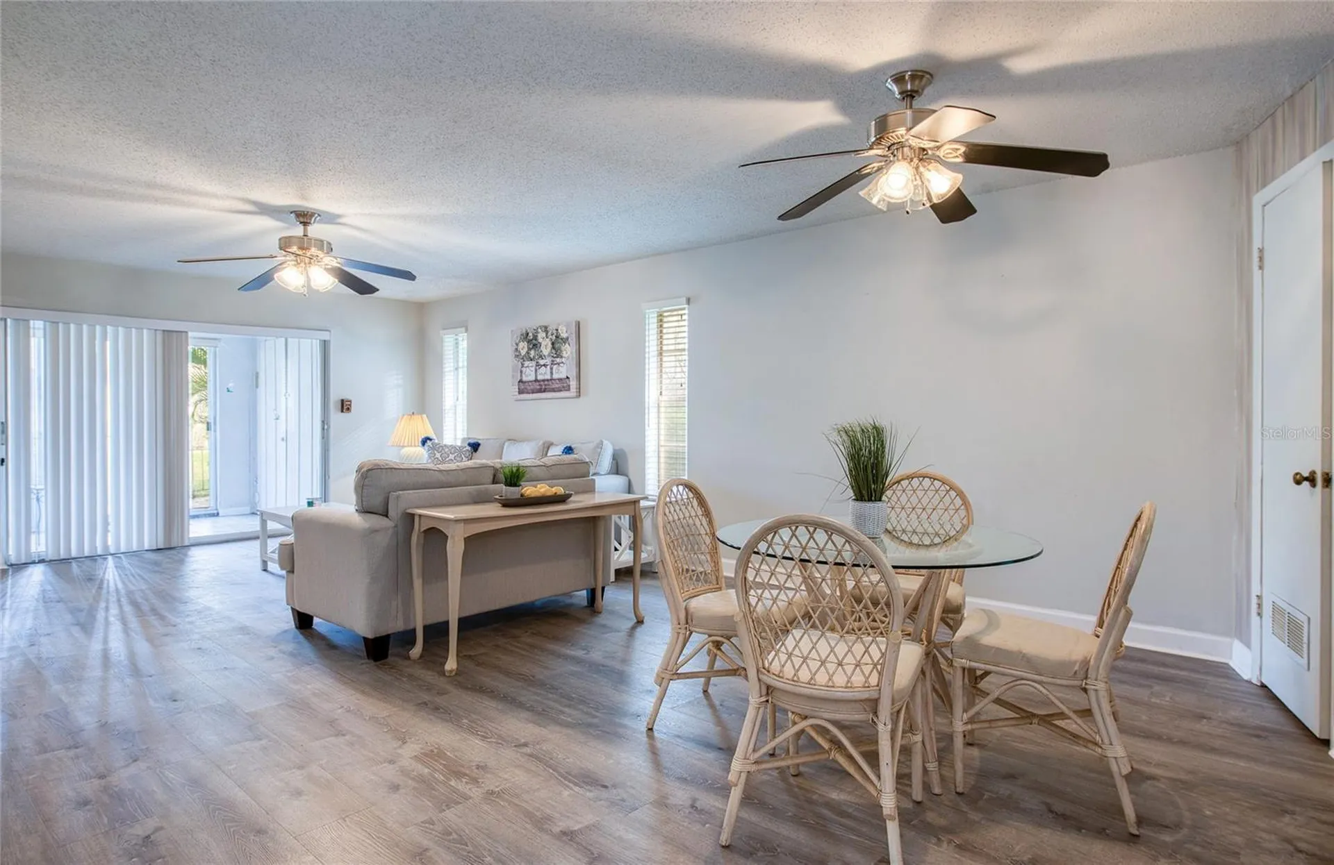 2206 Cordova Green Seminole FL 33777