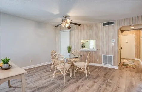 2206 Cordova Green Seminole FL 33777