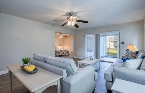 2206 Cordova Green Seminole FL 33777