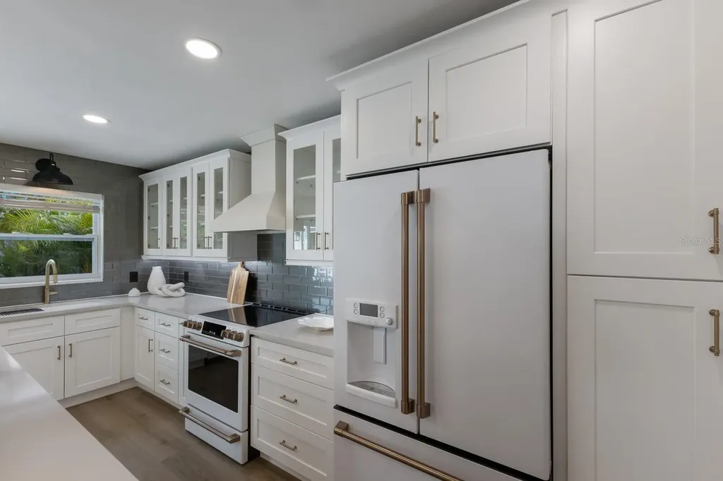 213 83rd Street Holmes Beach FL 34217