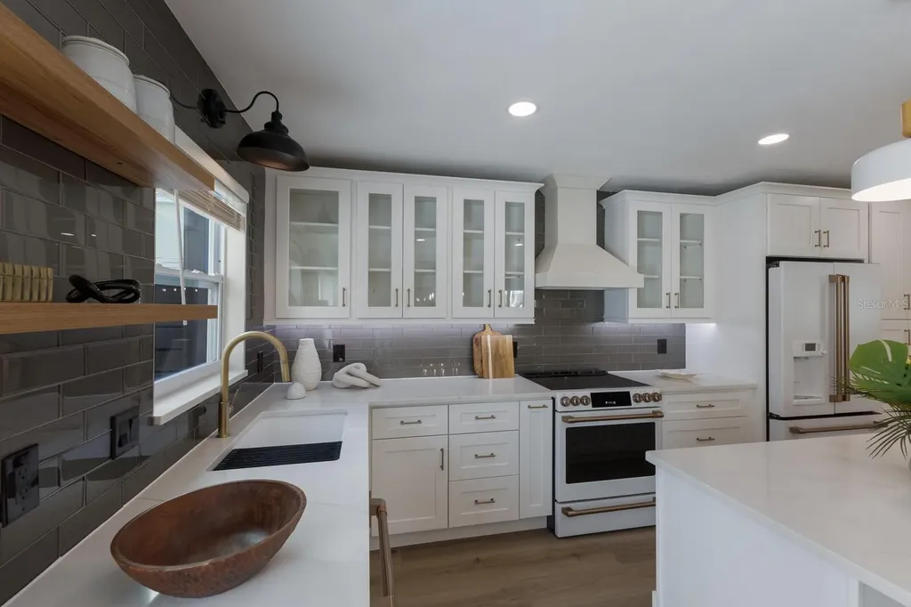 213 83rd Street Holmes Beach FL 34217