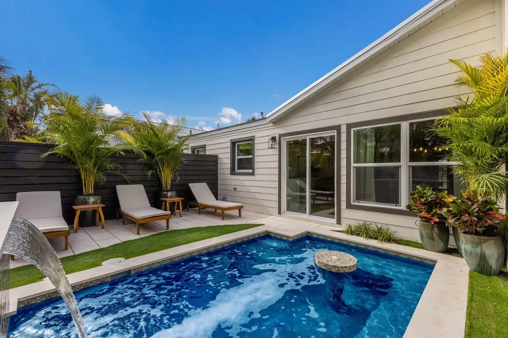 213 83rd Street Holmes Beach FL 34217