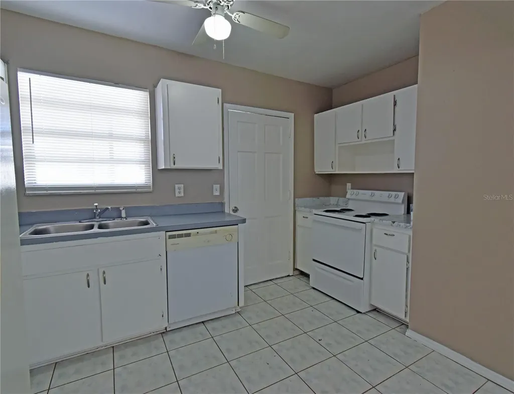 421 Briarwood Lane Spring Hill FL 34606