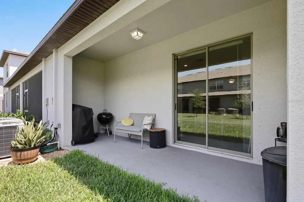 14323 Easy Goer Street Ruskin FL 33573