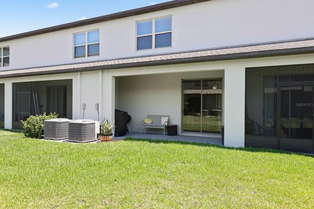 14323 Easy Goer Street Ruskin FL 33573