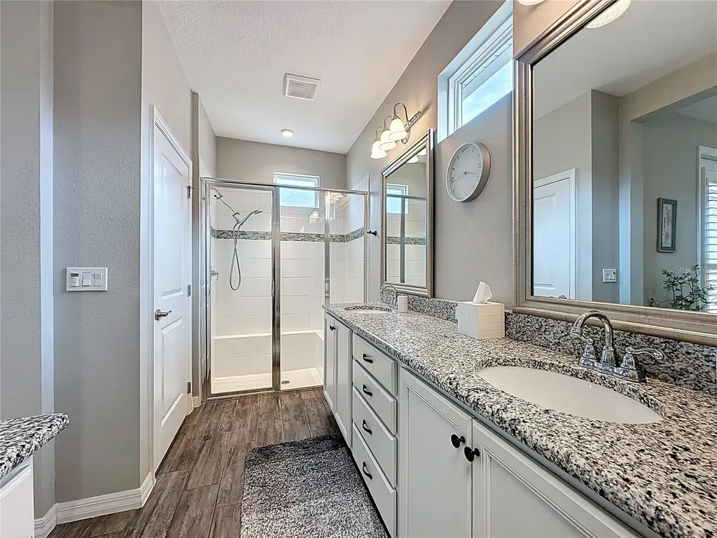 321 Alcove Drive Groveland FL 34736