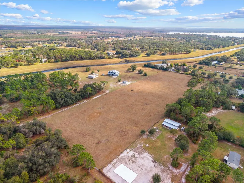 Story Road St Cloud FL 34772