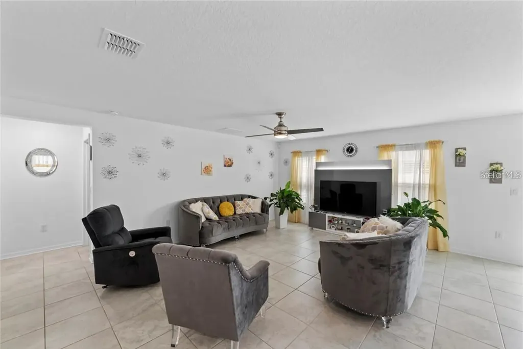 4338 Finch Lane Kissimmee FL 34746