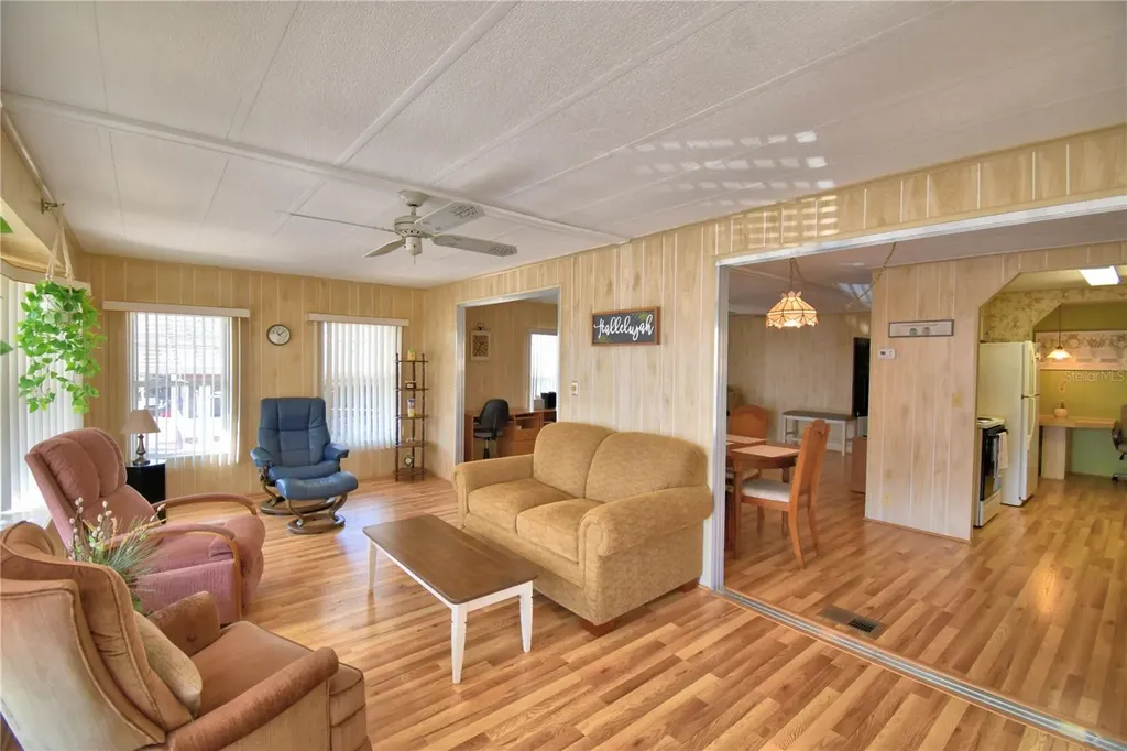 4063 Rolling Oaks Drive Winter Haven FL 33880