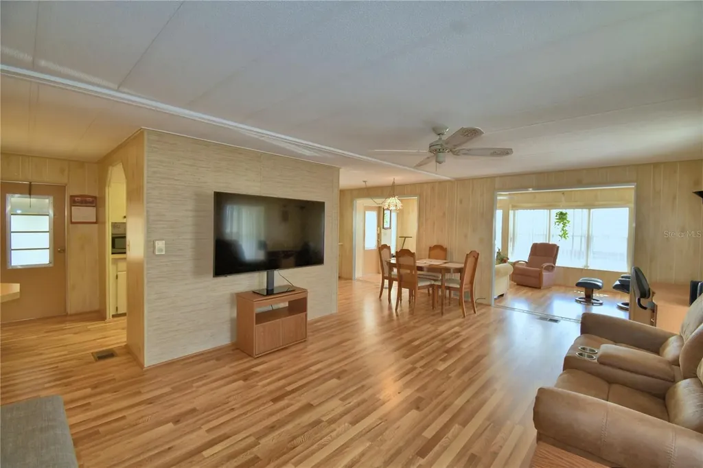 4063 Rolling Oaks Drive Winter Haven FL 33880