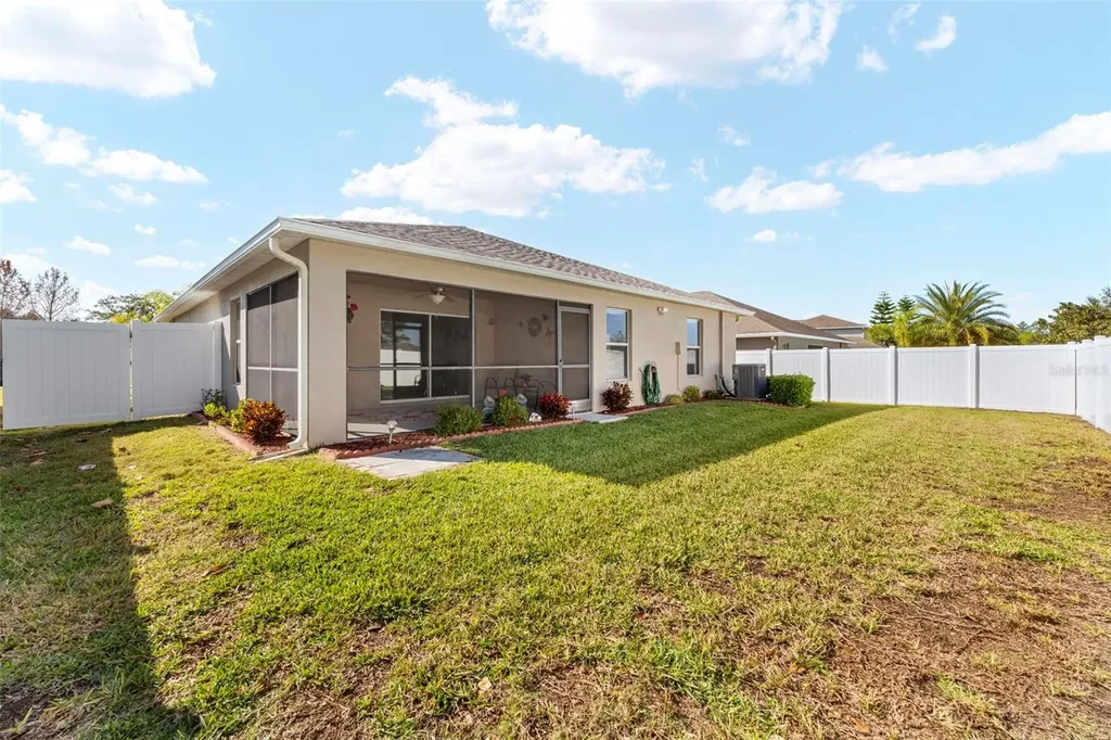 10114 Ives Loop Hudson FL 34667