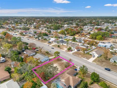 4678 Mariner Boulevard Spring Hill FL 34609