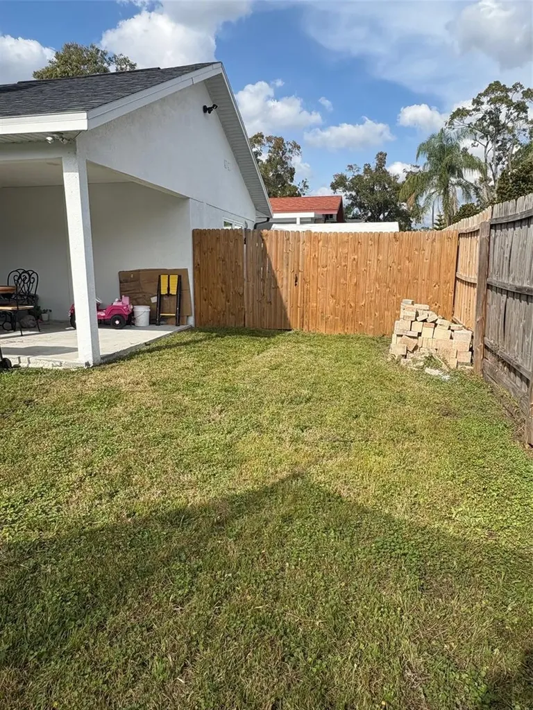 6745 Ralston Beach Circle Tampa FL 33614