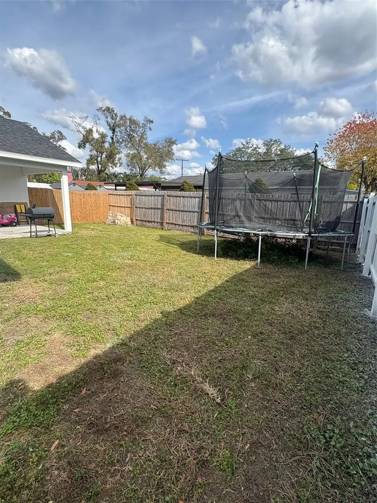 6745 Ralston Beach Circle Tampa FL 33614