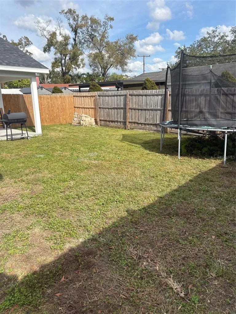 6745 Ralston Beach Circle Tampa FL 33614