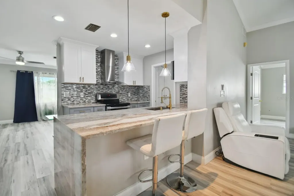 6745 Ralston Beach Circle Tampa FL 33614