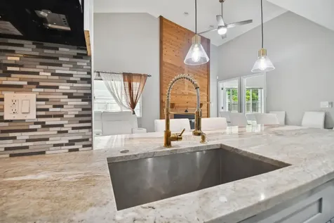6745 Ralston Beach Circle Tampa FL 33614