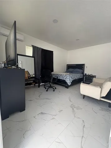6745 Ralston Beach Circle Tampa FL 33614