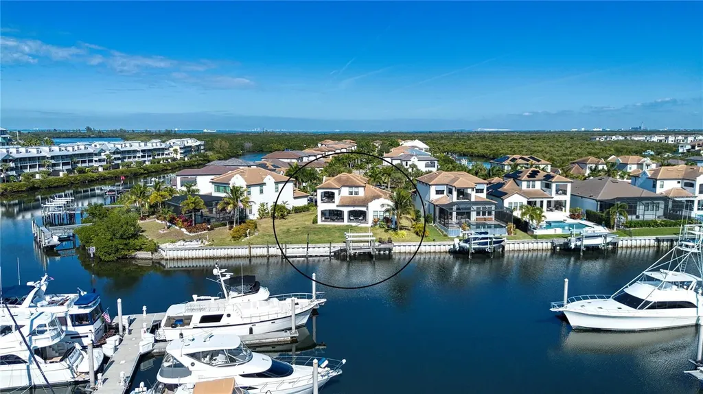 3036 Christophers Watch Lane Ruskin FL 33570