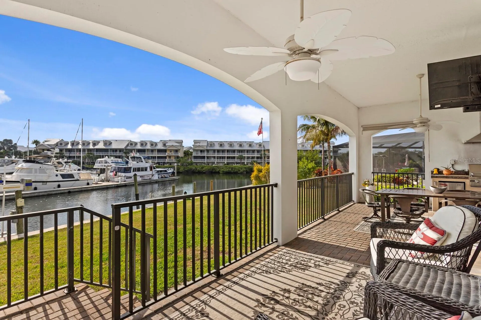 3036 Christophers Watch Lane Ruskin FL 33570