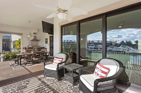 3036 Christophers Watch Lane Ruskin FL 33570