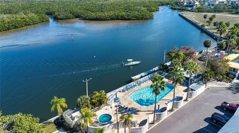 3036 Christophers Watch Lane Ruskin FL 33570