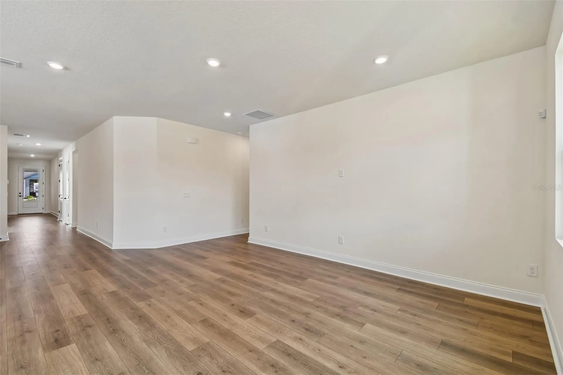 6056 Sacred Oak Avenue Mount Dora FL 32757