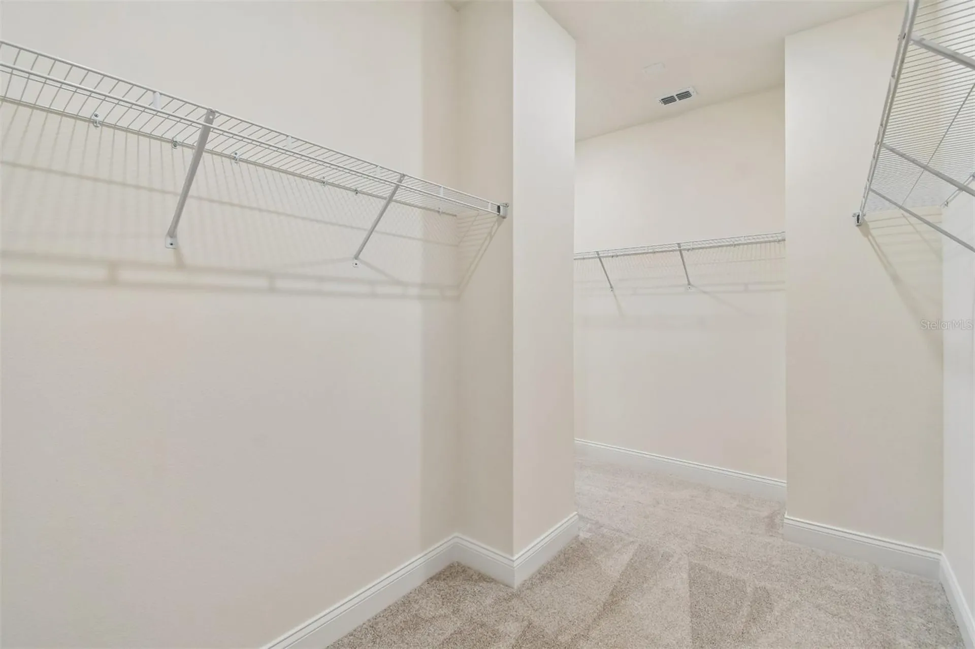 6056 Sacred Oak Avenue Mount Dora FL 32757