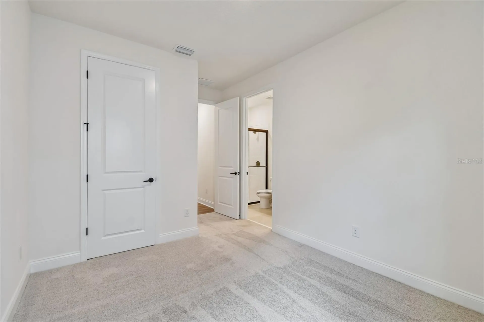 6056 Sacred Oak Avenue Mount Dora FL 32757