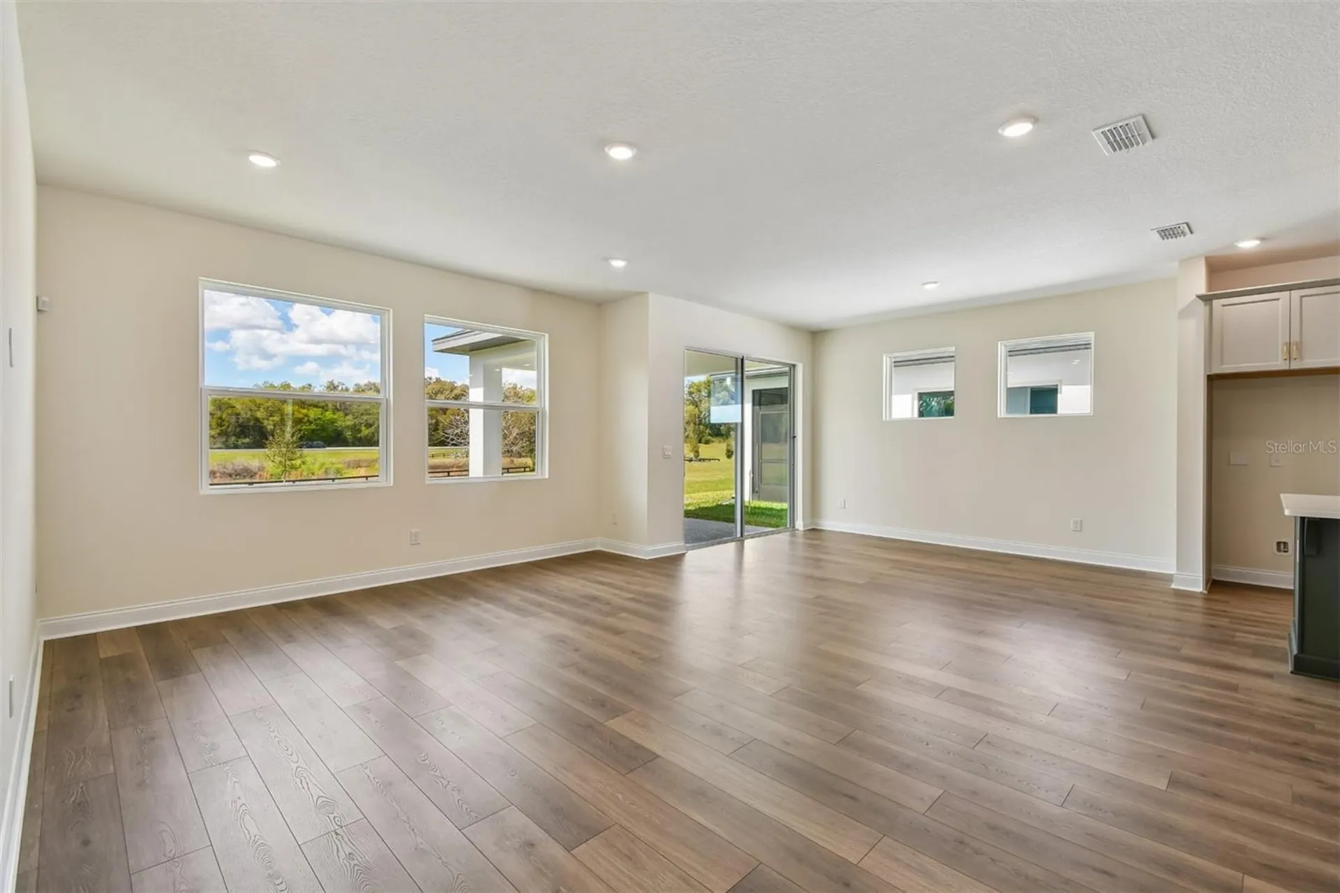 6056 Sacred Oak Avenue Mount Dora FL 32757