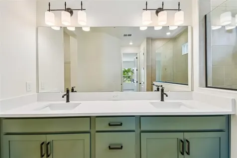 6056 Sacred Oak Avenue Mount Dora FL 32757