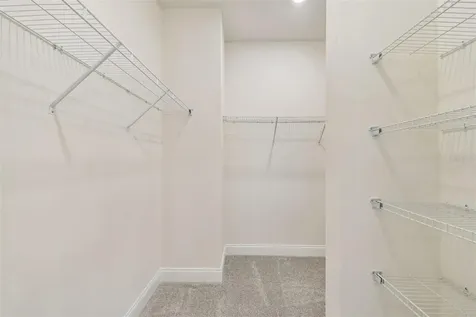 6056 Sacred Oak Avenue Mount Dora FL 32757
