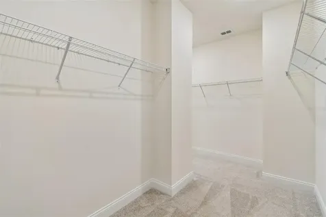 6056 Sacred Oak Avenue Mount Dora FL 32757
