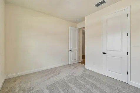 6056 Sacred Oak Avenue Mount Dora FL 32757