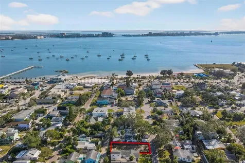 3020 Clinton Street S Gulfport FL 33707