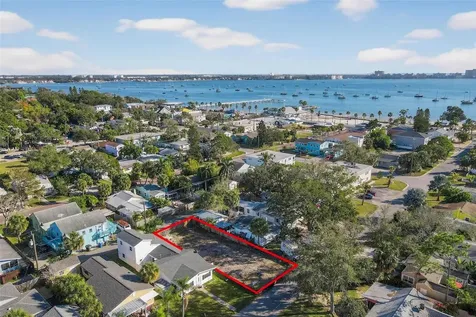 3020 Clinton Street S Gulfport FL 33707