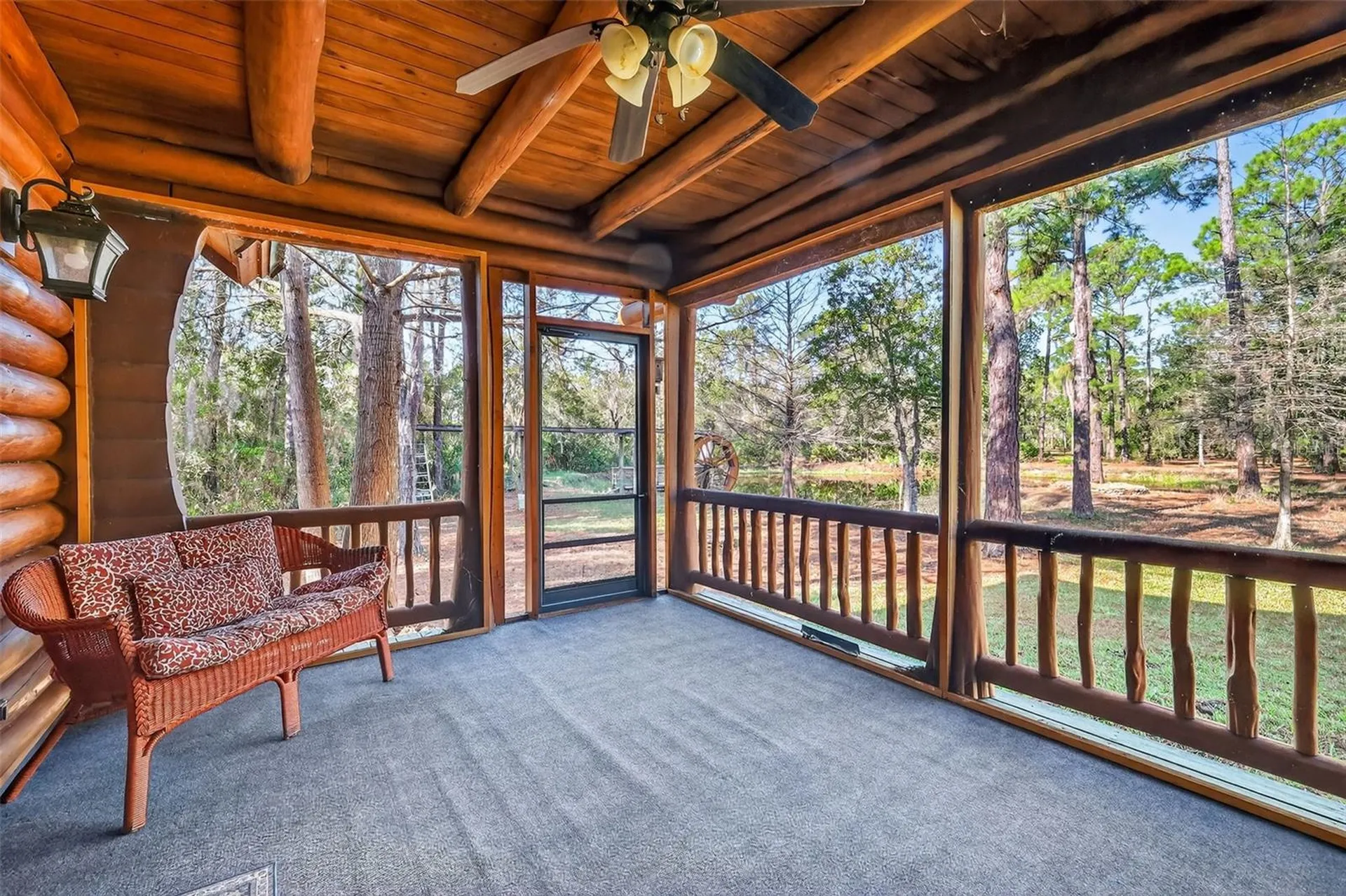 40242 Emeralda Island Road Leesburg FL 34788