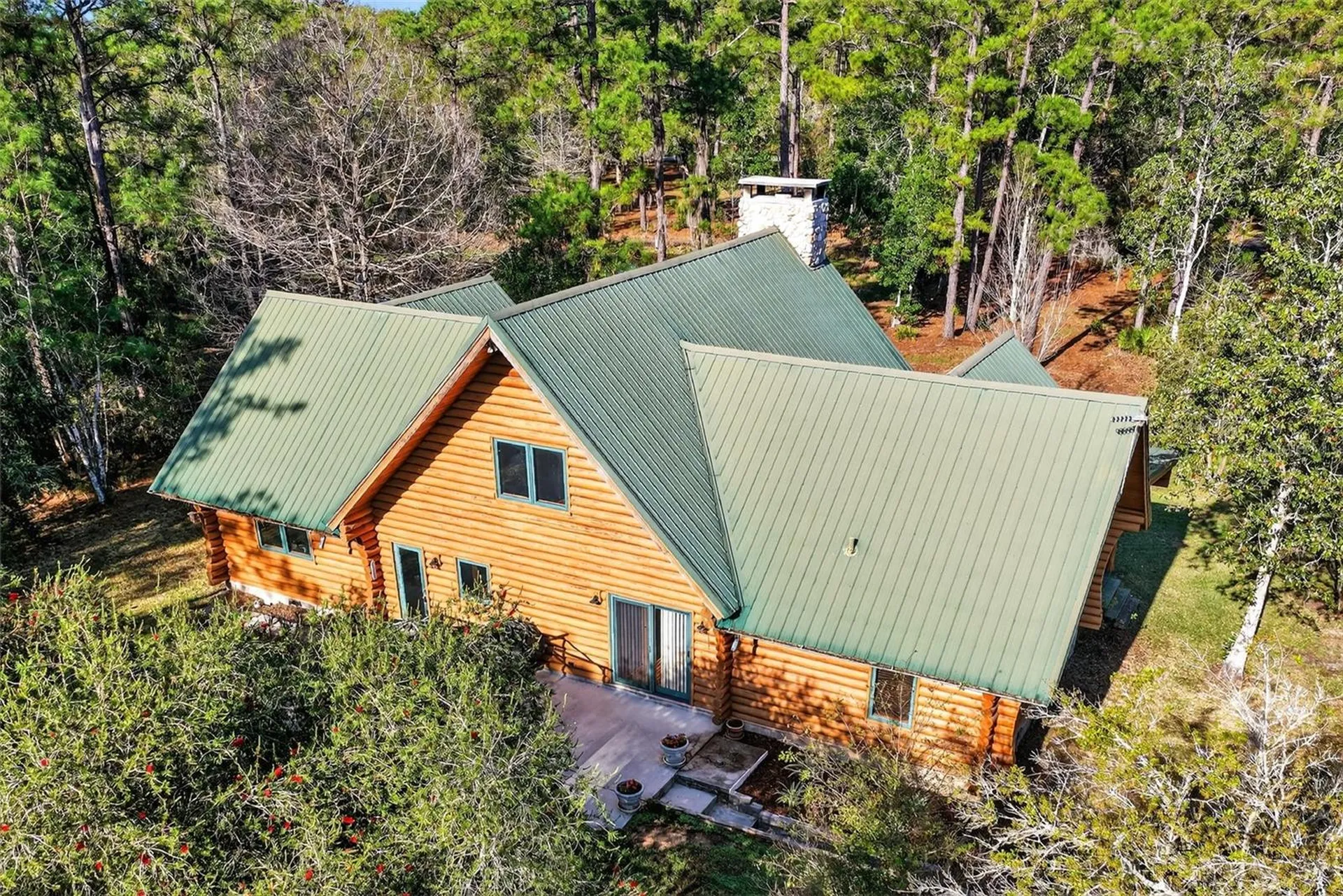 40242 Emeralda Island Road Leesburg FL 34788