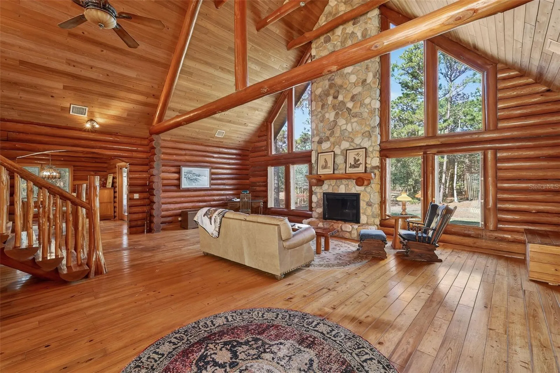 40242 Emeralda Island Road Leesburg FL 34788
