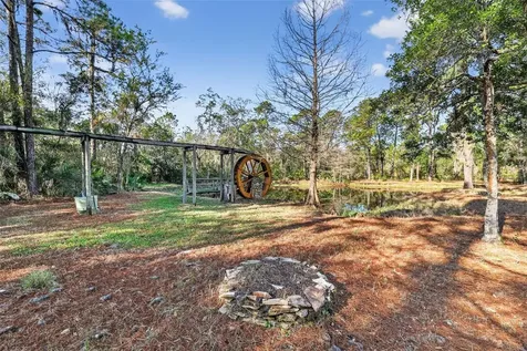 40242 Emeralda Island Road Leesburg FL 34788