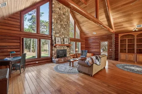 40242 Emeralda Island Road Leesburg FL 34788