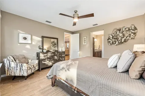 5589 NW 40th Loop Ocala FL 34482