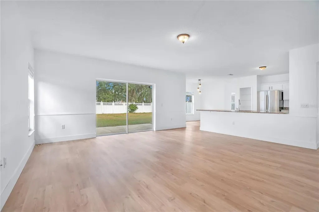 444 Acacia Tree Way Kissimmee FL 34758