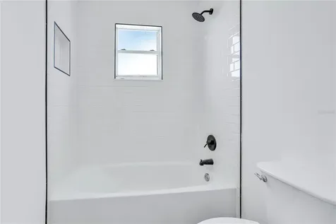 444 Acacia Tree Way Kissimmee FL 34758