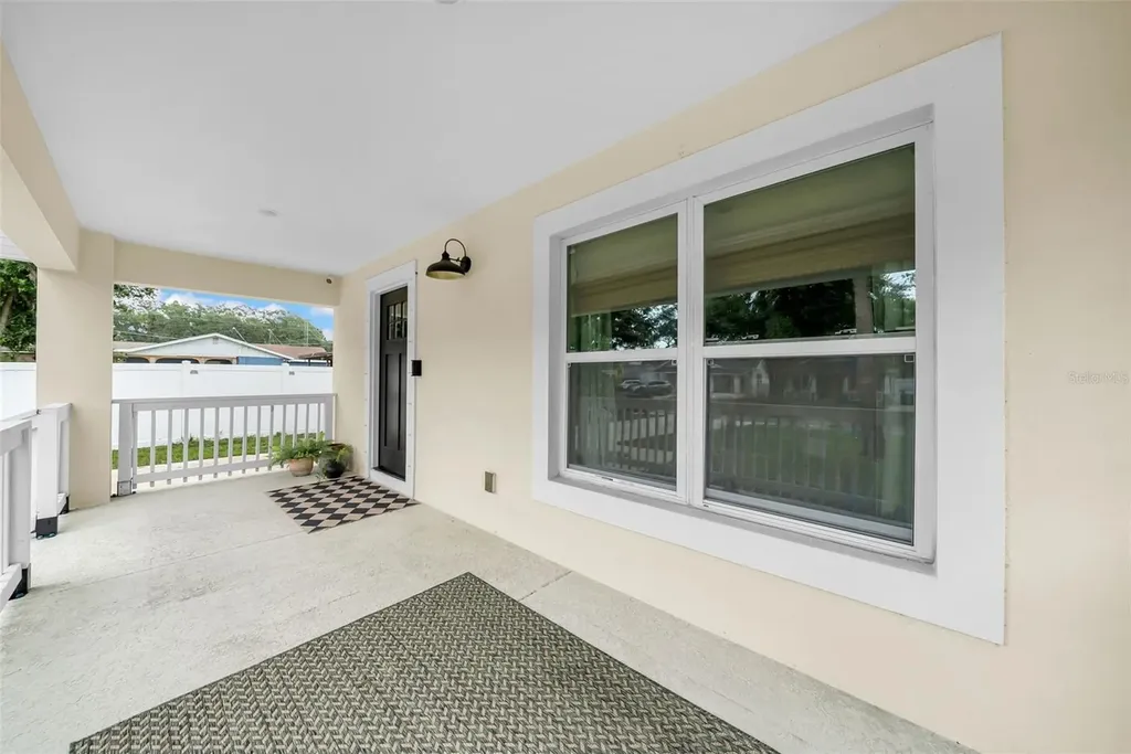 809 E Hanna Avenue Tampa FL 33604