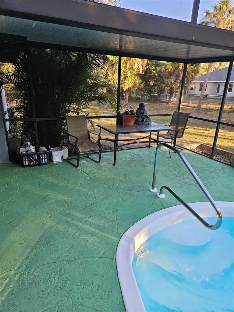 17461 Wellsley Avenue Port Charlotte FL 33954