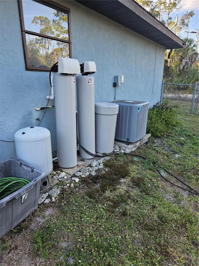 17461 Wellsley Avenue Port Charlotte FL 33954