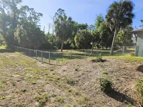 17461 Wellsley Avenue Port Charlotte FL 33954